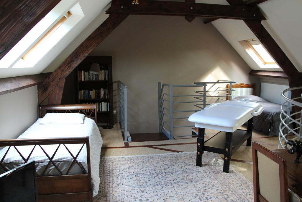 Les Jardins Carnot Hotel Compiegne Room photo